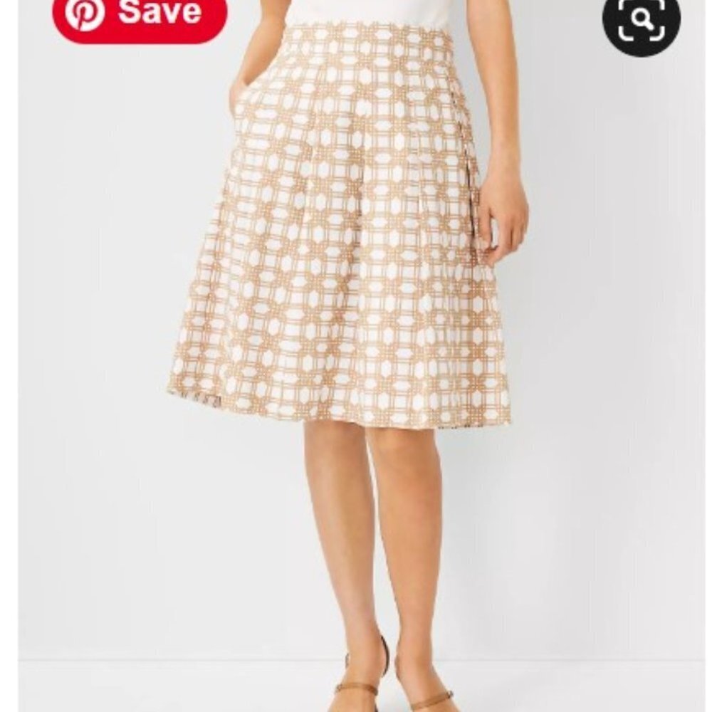 Ann Taylor Pleated Midi Skirt Size 6 Tan White Rattan Print A-Line Classic